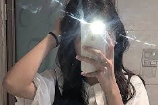 一天3个瓜！女星被大佬操控、顶流恋情曝光杨颖最意外 个个大瓜