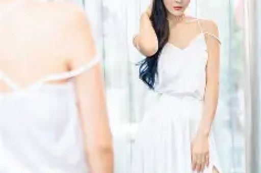网红黄一鸣账号被封：从自曝未婚生女到遛狗冲突网红生涯大翻车