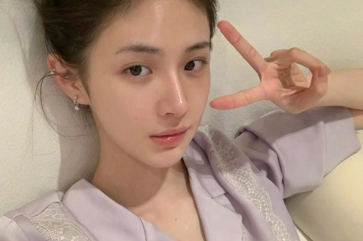1天4个瓜！国外生子、女星恋情曝光、自曝怀双胎迪丽热巴最意外