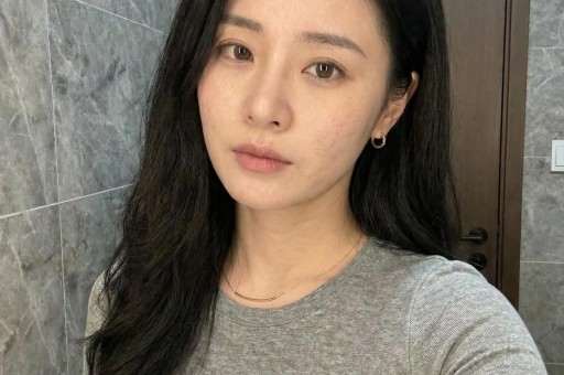 娱乐圈大瓜扎堆！人设、情感、生活的惊爆真相